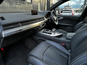 アウディ Q7 中古車