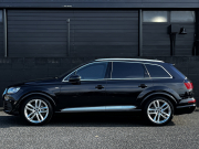 アウディ Q7 中古車