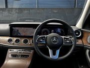 メルセデスベンツ Eクラス 中古車