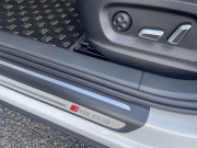 アウディ RS Q3 中古車