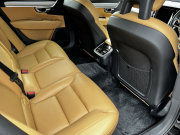 ボルボ V90 中古車