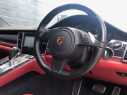 ポルシェ パナメーラ 中古車