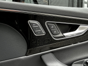 アウディ Q7 中古車