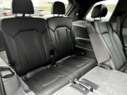 アウディ Q7 中古車