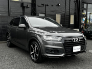 アウディ Q7 中古車