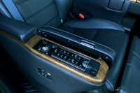 トヨタ アルファード 中古車