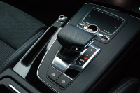 アウディ Q5 中古車