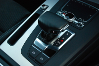 アウディ Q5 中古車