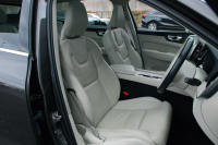 ボルボ XC60 中古車