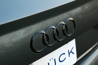 アウディ Q7 中古車