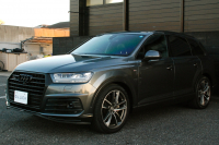 アウディ Q7 中古車