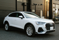 アウディ Q3 中古車