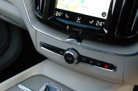 ボルボ XC60 中古車