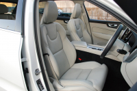 ボルボ XC60 中古車