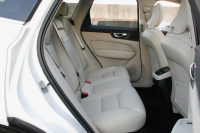 ボルボ XC60 中古車