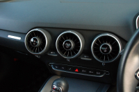 アウディ TTクーペ 中古車