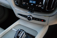 ボルボ XC60 中古車