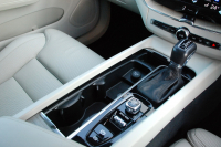 ボルボ XC60 中古車