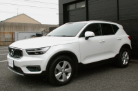 ボルボ XC40 中古車