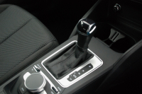 アウディ Q2 中古車