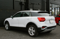 アウディ Q2 中古車