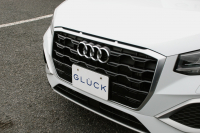 アウディ Q2 中古車