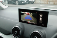 アウディ Q2 中古車