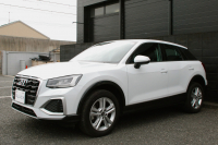 アウディ Q2 中古車