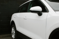 アウディ Q2 中古車