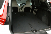 ボルボ XC40 中古車