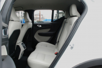 ボルボ XC40 中古車