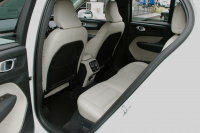 ボルボ XC40 中古車