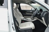 ボルボ XC40 中古車