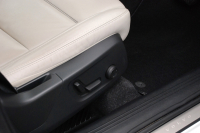 ボルボ XC40 中古車