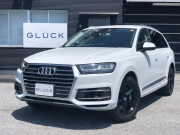 アウディ Q7 中古車