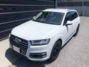 アウディ Q7 中古車