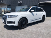 アウディ Q7 中古車