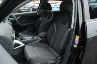 アウディ Q2 中古車