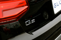 アウディ Q2 中古車