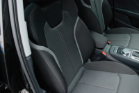 アウディ Q2 中古車