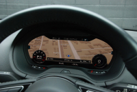 アウディ Q2 中古車