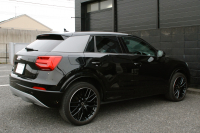 アウディ Q2 中古車