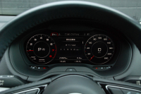 アウディ Q2 中古車