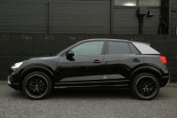 アウディ Q2 中古車