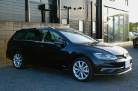 フォルクスワーゲン ゴルフヴァリアント 中古車