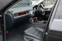 フォルクスワーゲン トゥアレグ 中古車