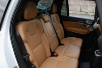 ボルボ XC90 中古車