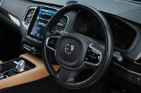 ボルボ XC90 中古車