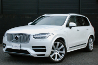 ボルボ XC90 T8ツインエンジンAWD Inscription 4WD
