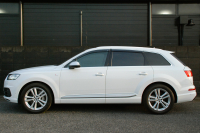 アウディ Q7 中古車